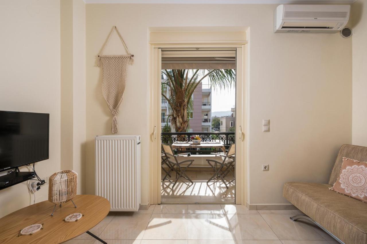 Apartmán Luxury Coastal Retreat, Mountain View Balcony With Palm Trees & Parking Chania  Exteriér fotografie