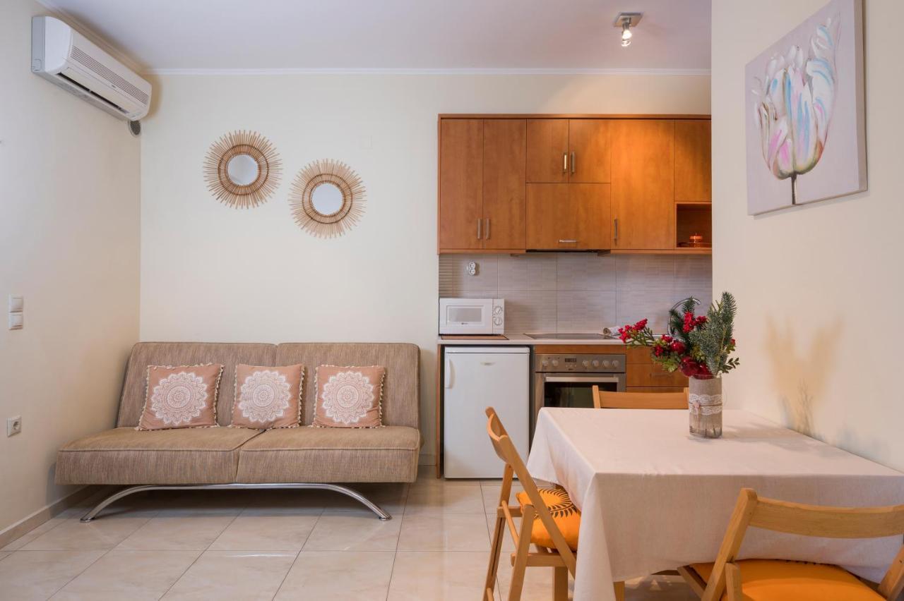 Apartmán Luxury Coastal Retreat, Mountain View Balcony With Palm Trees & Parking Chania  Exteriér fotografie