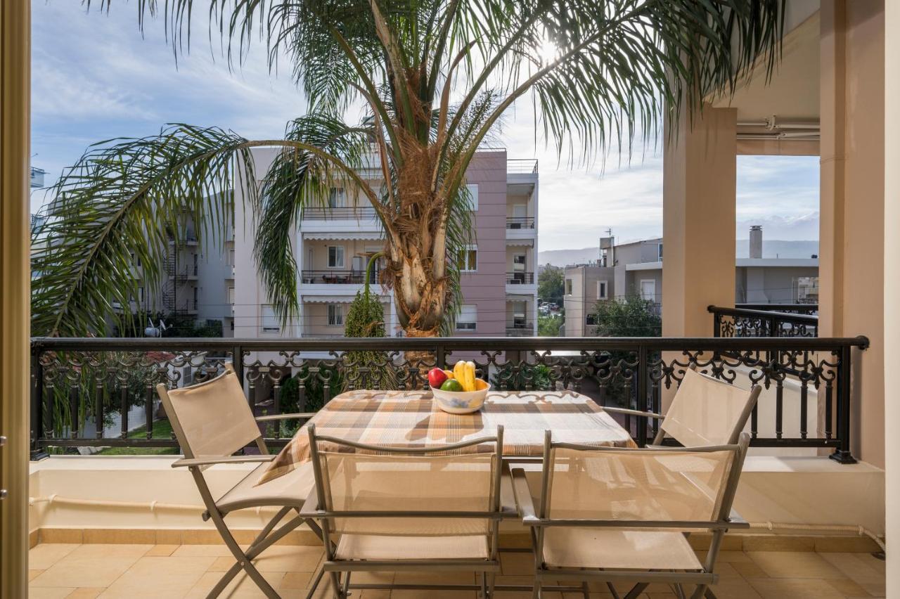 Apartmán Luxury Coastal Retreat, Mountain View Balcony With Palm Trees & Parking Chania  Exteriér fotografie