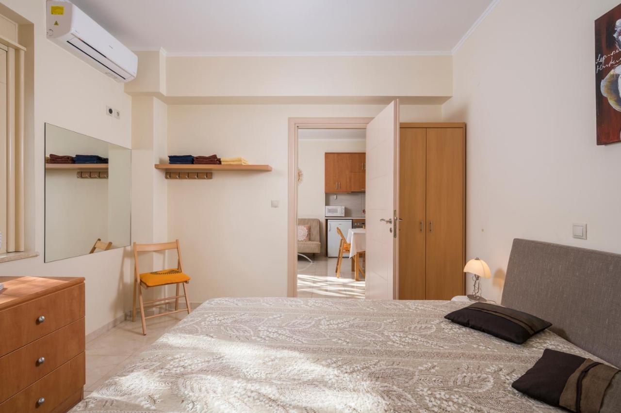 Apartmán Luxury Coastal Retreat, Mountain View Balcony With Palm Trees & Parking Chania  Exteriér fotografie