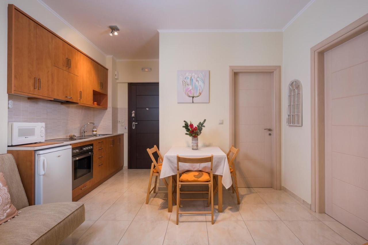 Apartmán Luxury Coastal Retreat, Mountain View Balcony With Palm Trees & Parking Chania  Exteriér fotografie