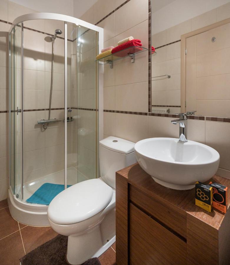 Apartmán Luxury Coastal Retreat, Mountain View Balcony With Palm Trees & Parking Chania  Exteriér fotografie