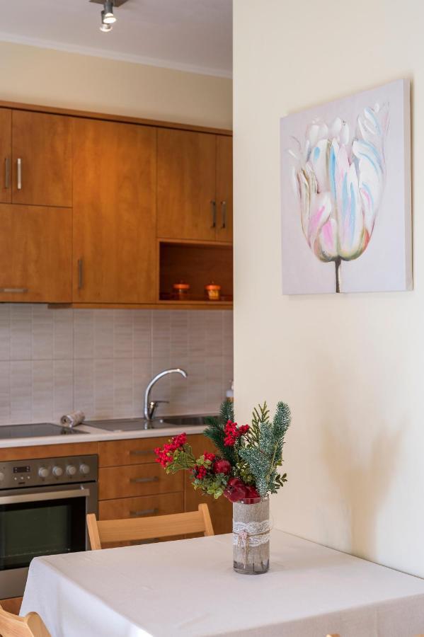 Apartmán Luxury Coastal Retreat, Mountain View Balcony With Palm Trees & Parking Chania  Exteriér fotografie
